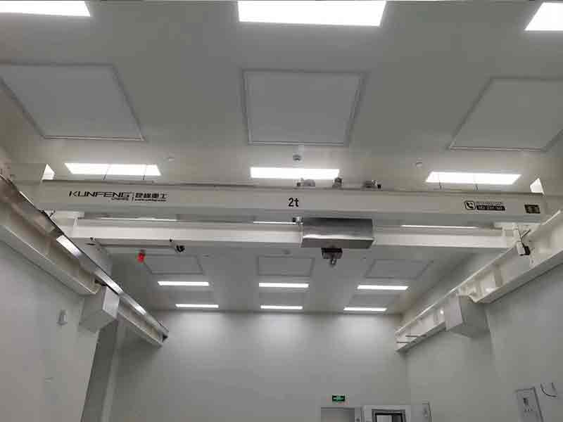 光学光电行业无尘室起重机的典型应用场景